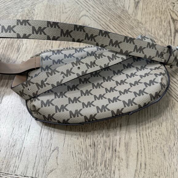 Michael Kors White Tan Monogrammed Fanny Pack Belt Bag - Picture 9 of 9